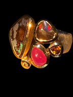 Boulder Opal Queensland Rubin Saphir Kombination Ring in Silber mit vergoldeter Fassung