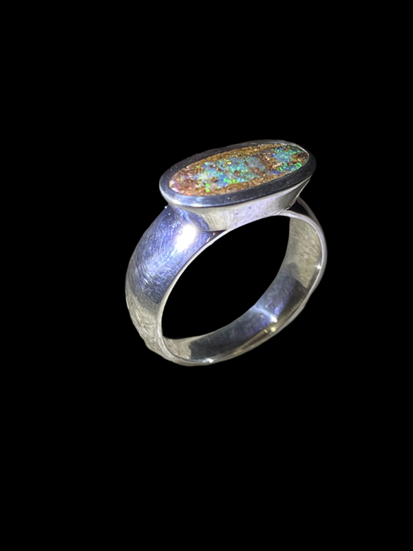 Herren Boulder Opal Ring Irische Spur in Silber