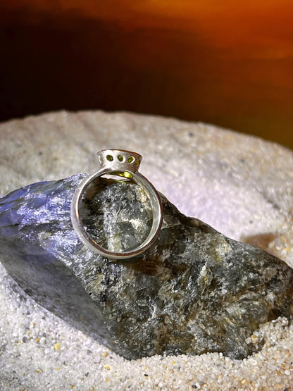 Peridot Sonne Ring in Silber mit teilvergoldeter Fassung