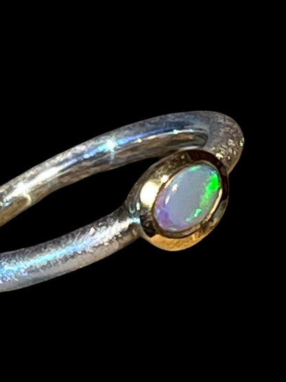 Schwarzopal Minimalist Ring in Silber mit vergoldeter Fassung