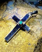Sterlingsilber Kreuz mit natürlichem Schwarzopal 18kt Goldvermeilfassung deutsche massive Arbeit