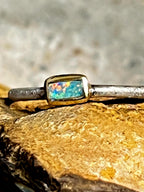 Australischer Opal in 18kt Goldvermeil Sterlinsilberring deutsche Handarbiet