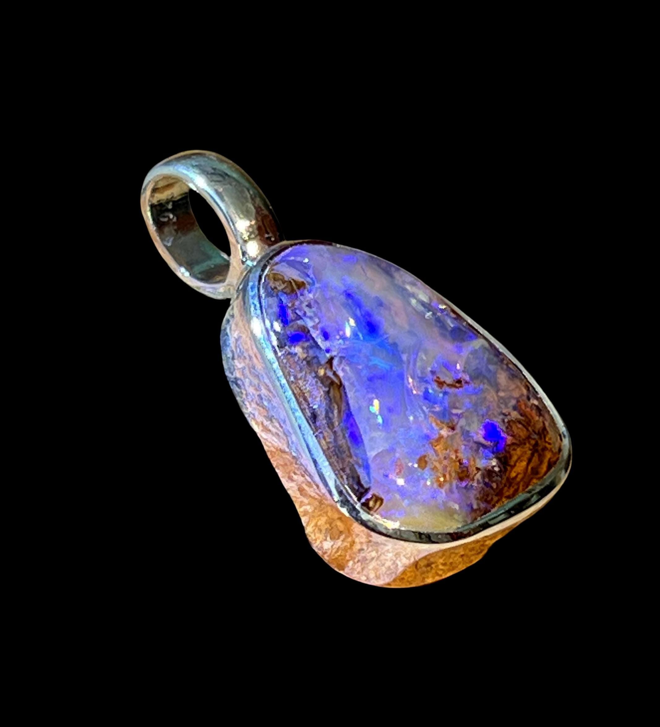 Opalviolett Kristallanhänger in Sterlingsilber