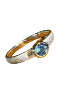 Australischer Blauer Zirkon in Sterlingsilber mit 18kt Goldvermeil Fassung deutsche Handarbeit