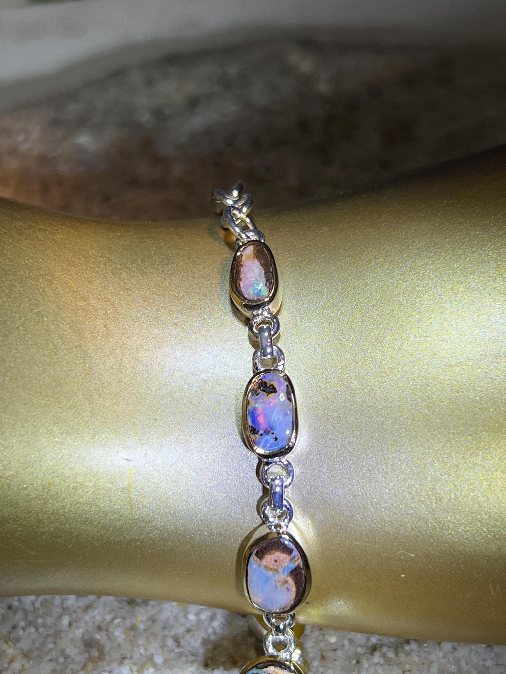 Australische Märchenbilder Boulder Opal Sterlingsilber Armband Goldvermeil Fassung 5micron deutsche Handarbeit