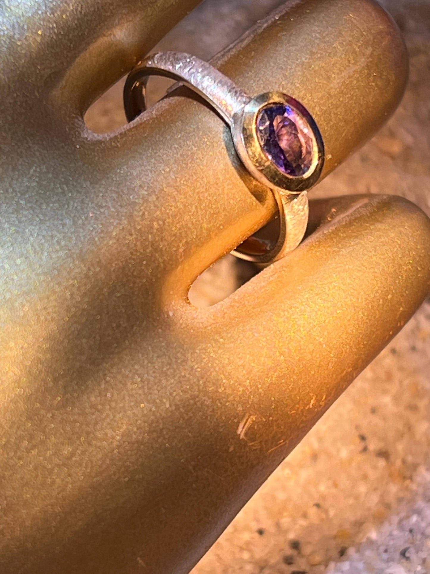 Tansanit Stern von Afrika in 18kt Goldvermeil Fassung Silber Ring mattiert