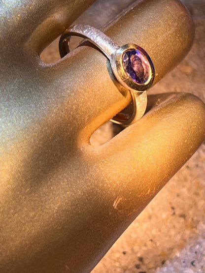 Tansanit Stern von Afrika in 18kt Goldvermeil Fassung Silber Ring mattiert