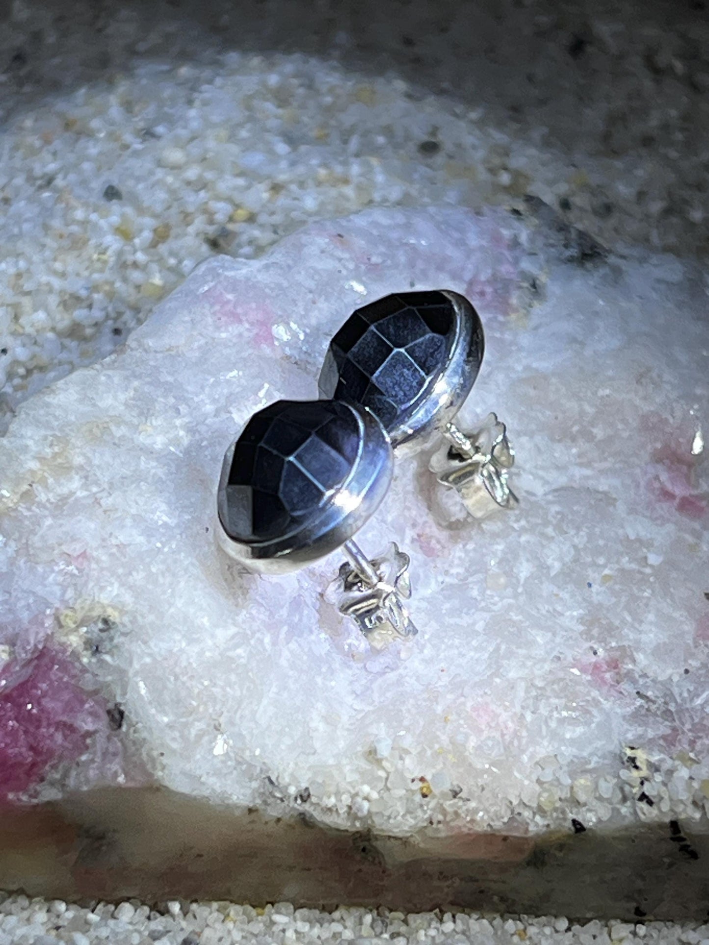 Wochenend Preis Hämatit Ohrstecker in Sterlingsilber