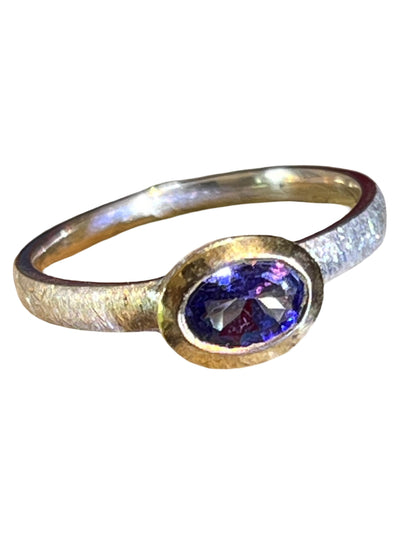 Tansanit Stern von Afrika in 18kt Goldvermeil Fassung Silber Ring mattiert