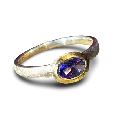 Tansanit Stern von Afrika in 18kt Goldvermeil Fassung Silber Ring mattiert
