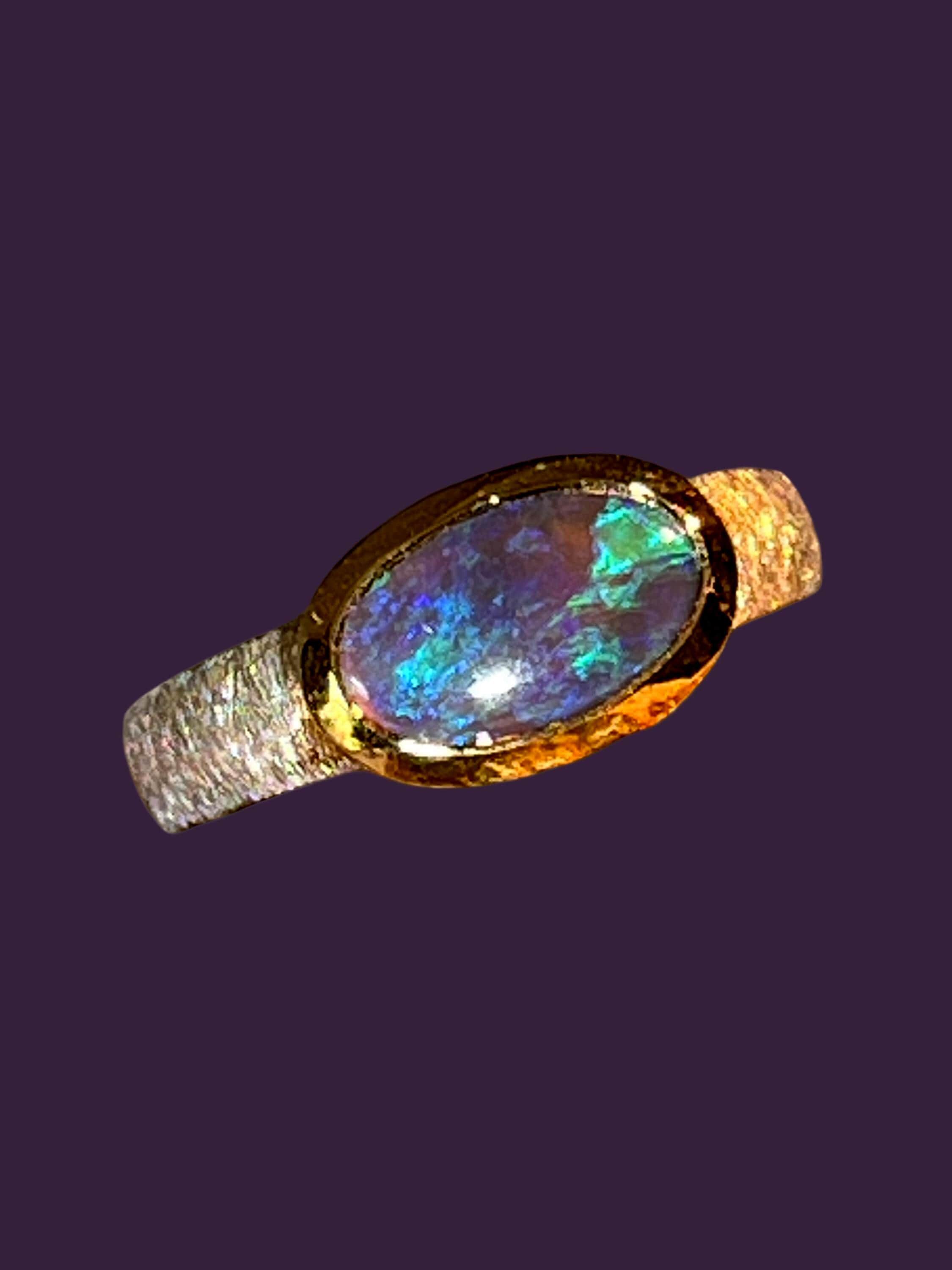natürlicher Schwarzopal Tagespreis  aus Lightning Ridge Sterling Silberring 18kt Goldvermeilfassung deutsche Handarbeit