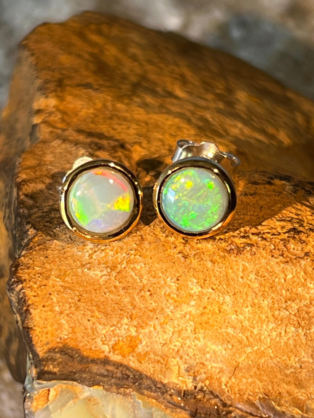 Schwarzopal Ohrstecker in 18Kt Goldvermeil Fassung