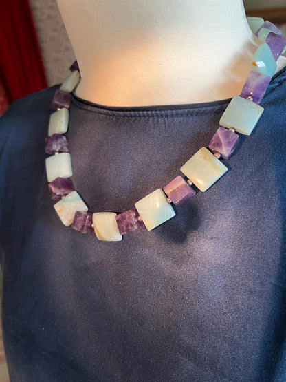Amethyst und Andenopal Collier