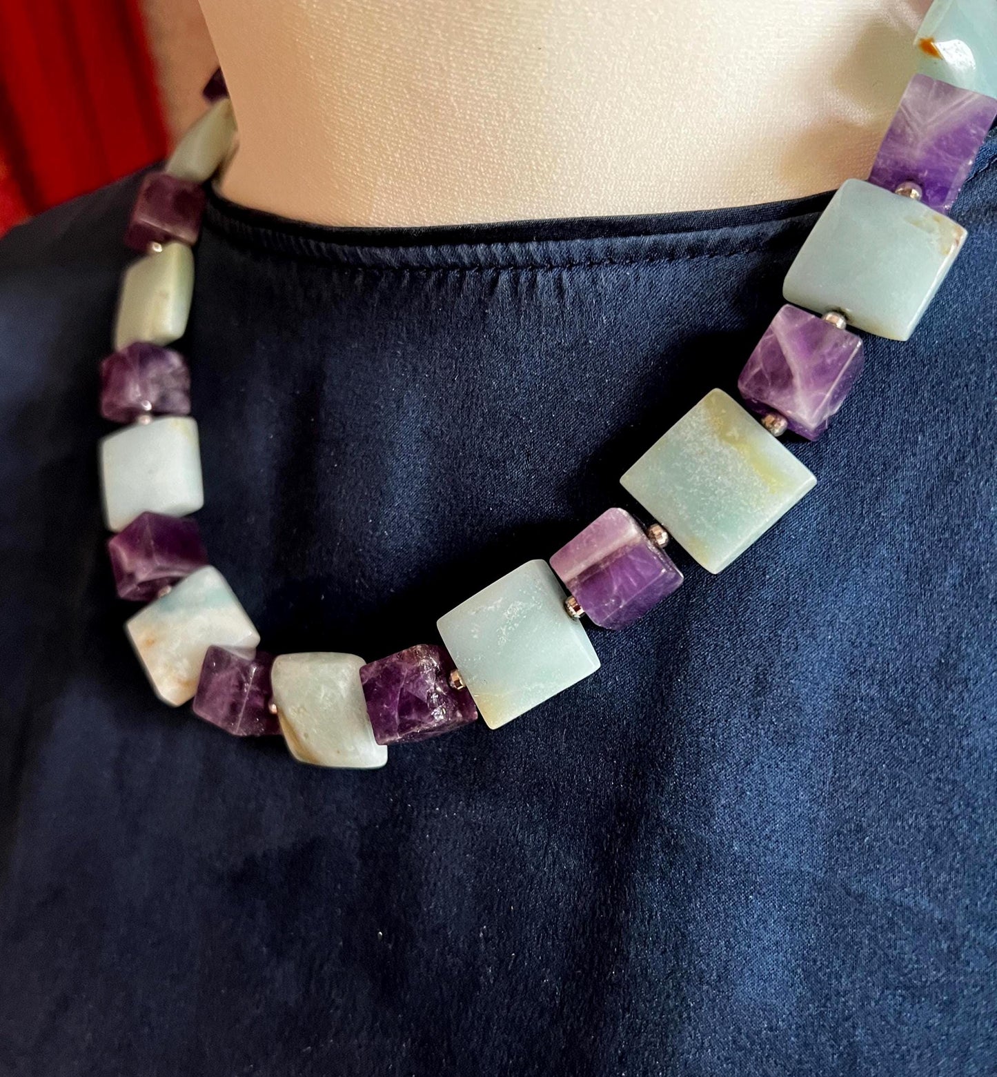 Amethyst und Andenopal Collier