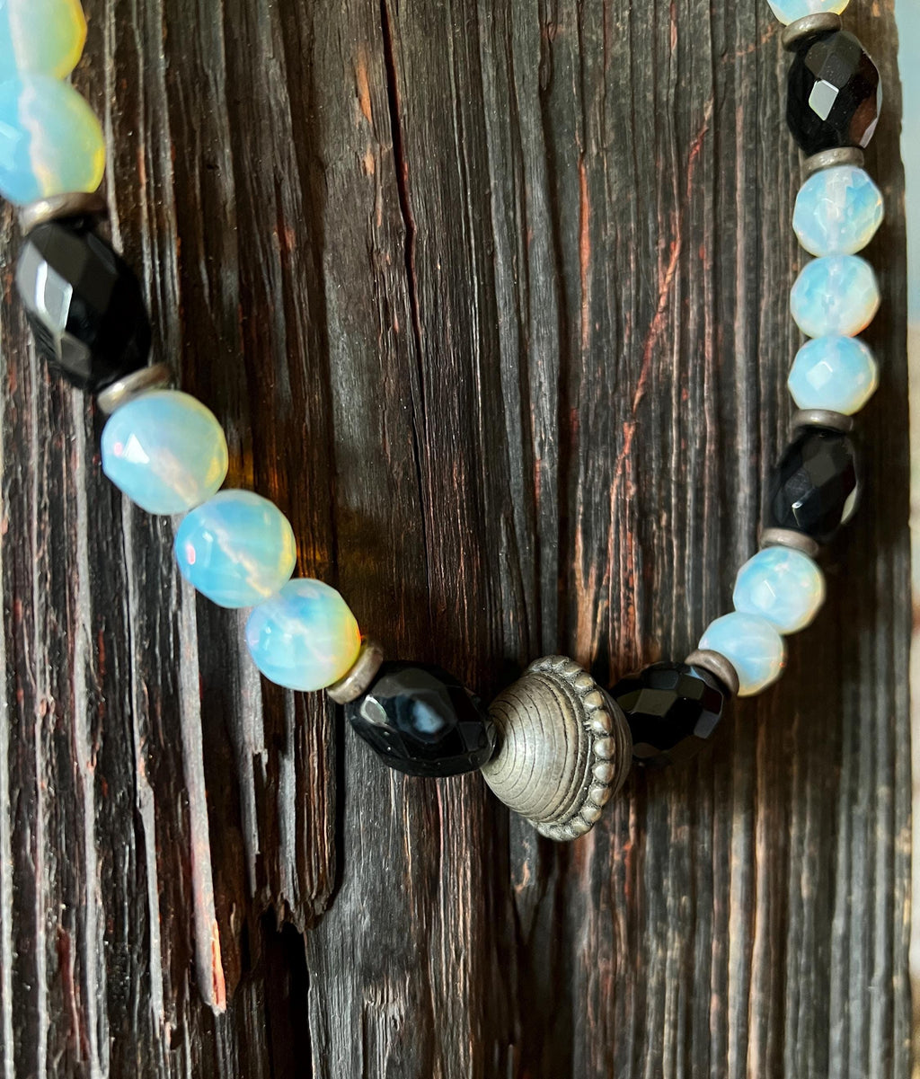 Onyx Opalglas Collier