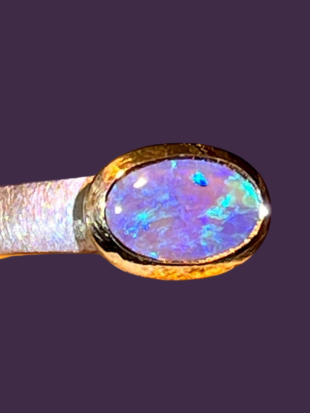 natürlicher Schwarzopal Tagespreis  aus Lightning Ridge Sterling Silberring 18kt Goldvermeilfassung deutsche Handarbeit