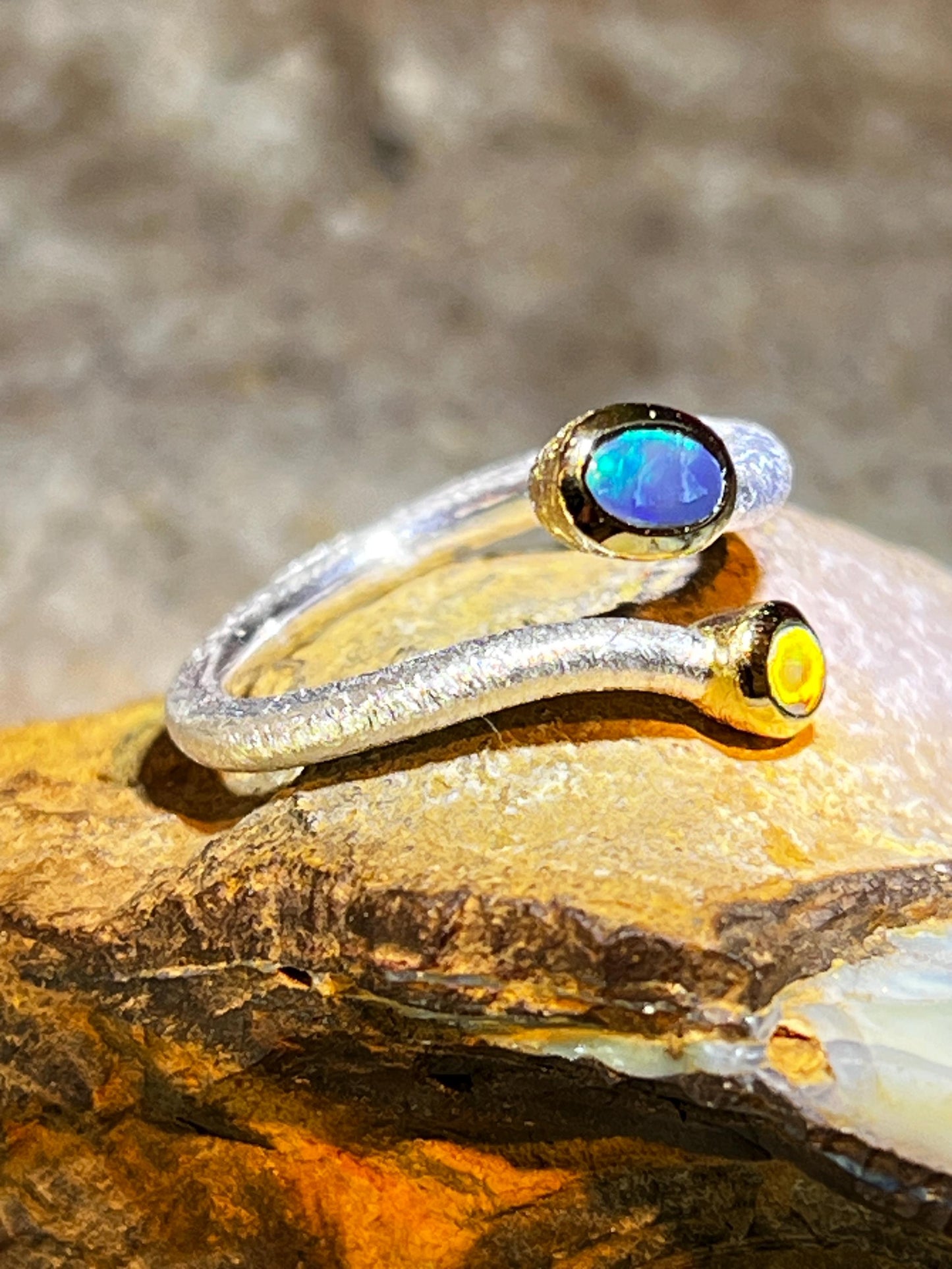 Schwarzopal Prunk und Pracht in 18kt Goldvermeil Fassung Sterlingsilberring deutsche Qualität