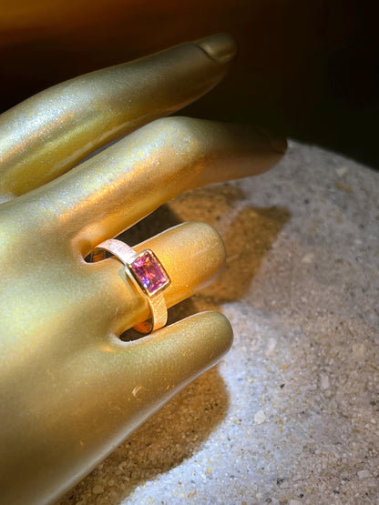 Amethyst in 18Kt Goldvermeil Designfassung Ring in Sterlingsilber