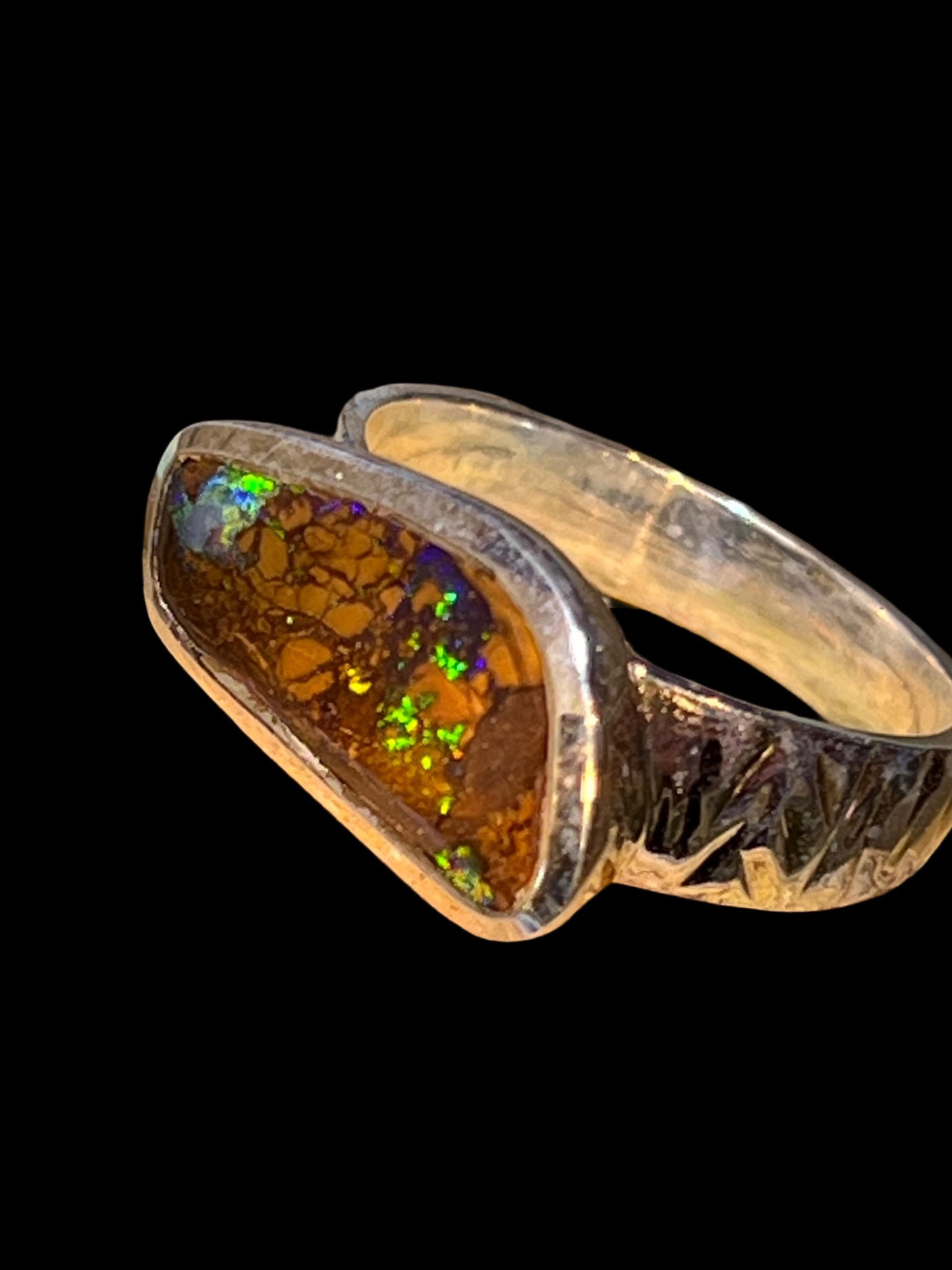 Boulder Opal geschwungene Matrix Ring in Sterling Silber