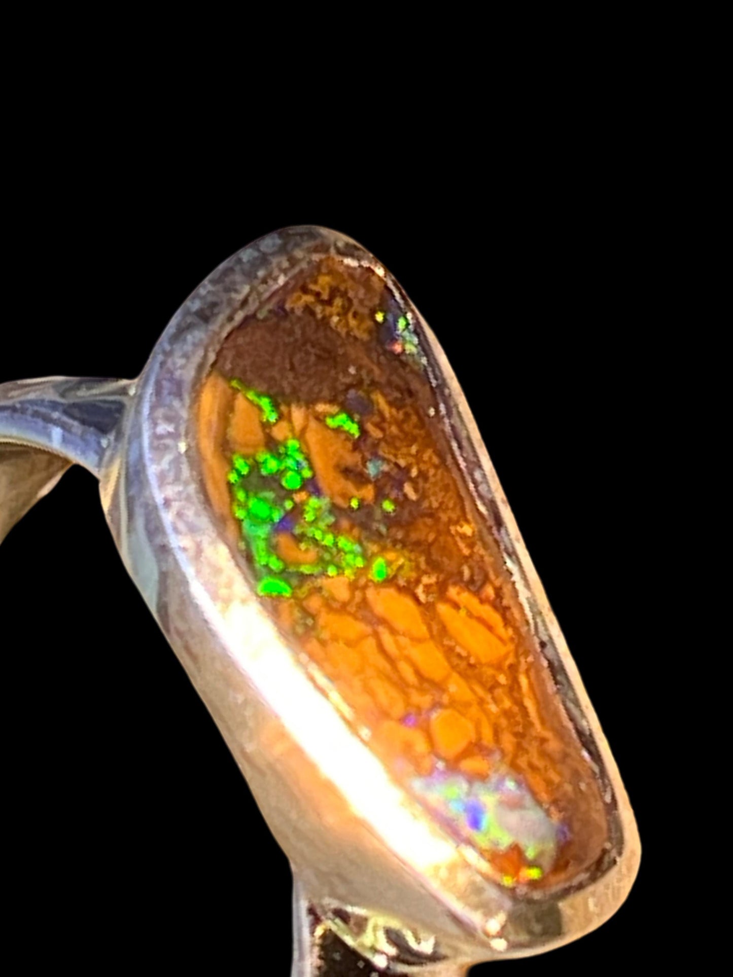 Boulder Opal geschwungene Matrix Ring in Sterling Silber