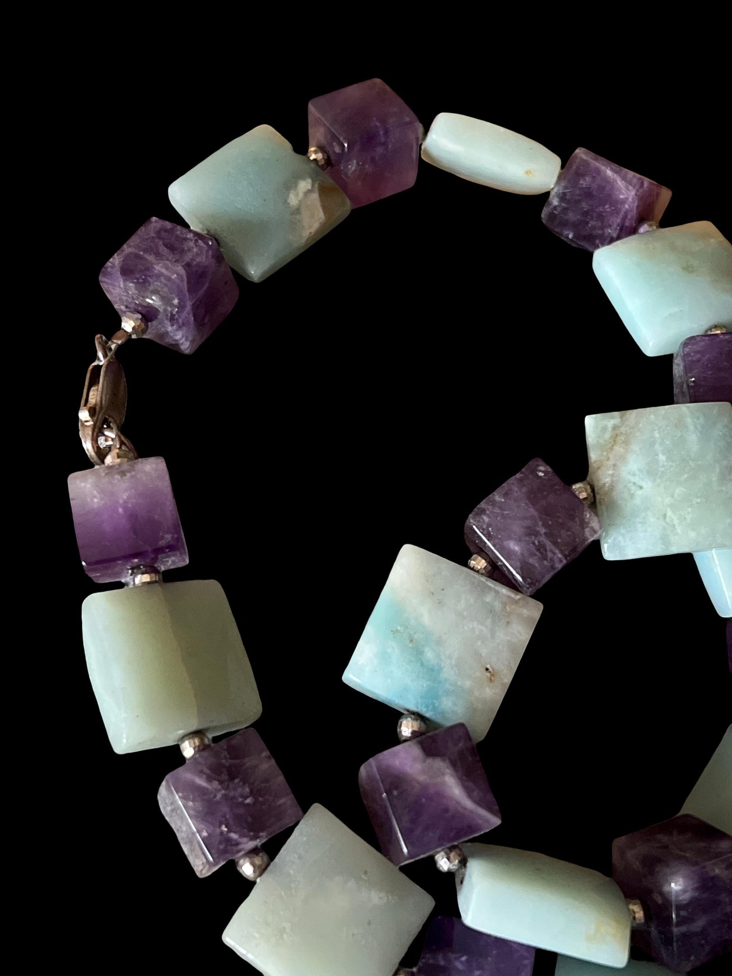Amethyst und Andenopal Collier