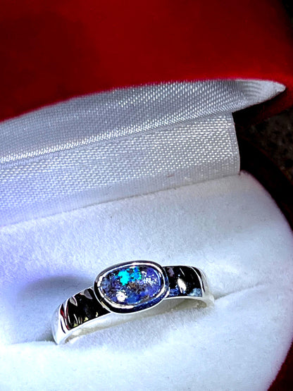 Australisch opulente Opalfarben Ring in Sterling Silber