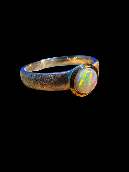 Mein Preis Australisches Farbspiel in 18kt Goldvermeil Fassung Sterlingsilber Ring