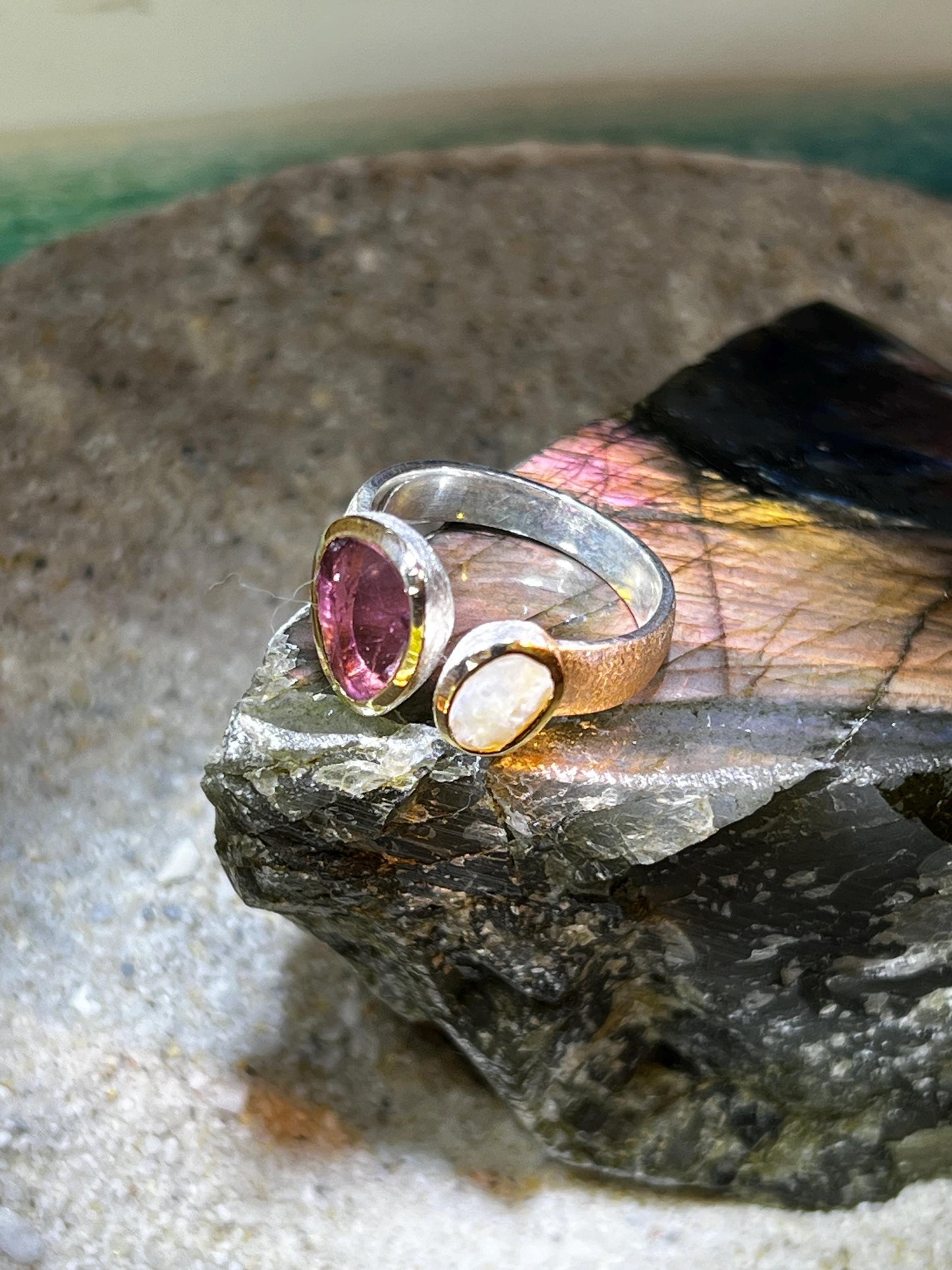 Wassermelonenturmalin und Naturperle in 18Kt Goldvermeil Fassung Ring in Sterling Silber