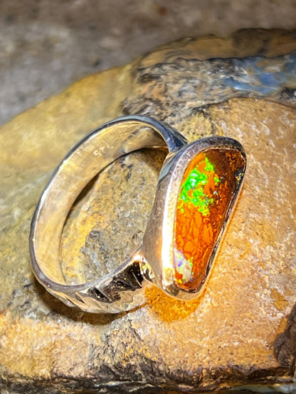 Boulder Opal geschwungene Matrix Ring in Sterling Silber