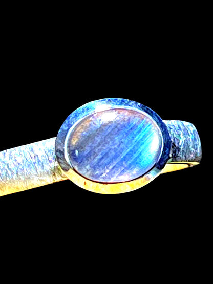 Natürlich blauer  Mondstein Ring in Silber