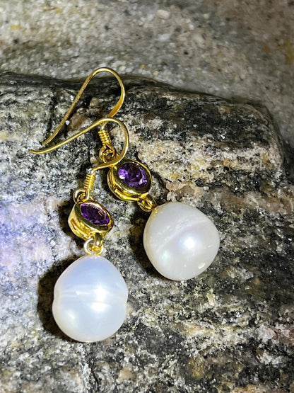 Naturperle an Amethyst in 18 Kt Goldvermail