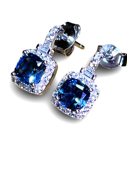 London Blue Topaz Ohrstecker in Sterling Silber