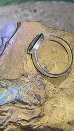 natürlicher Schwarzopal Tagespreis  aus Lightning Ridge Sterling Silberring 18kt Goldvermeilfassung deutsche Handarbeit