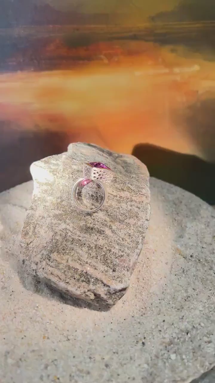 Amethyst 20 mm Zollfrei Silberring US 7,5 in 18Kt Goldvermeil Fassung Creativ Design