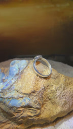Natur Boulder Opal Queensland Ring in Silber mit teilvergoldeter Fassung